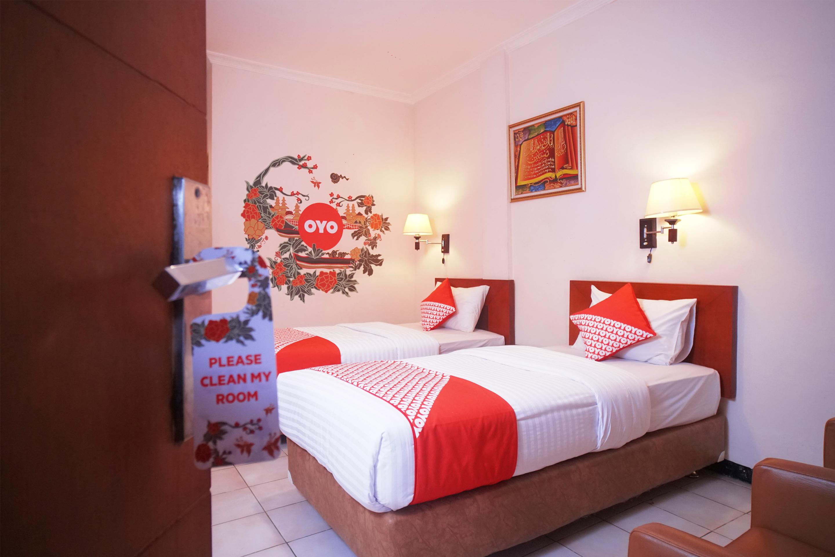 Capital O 142 Hotel Al Furqon Syariah Palembang Kültér fotó