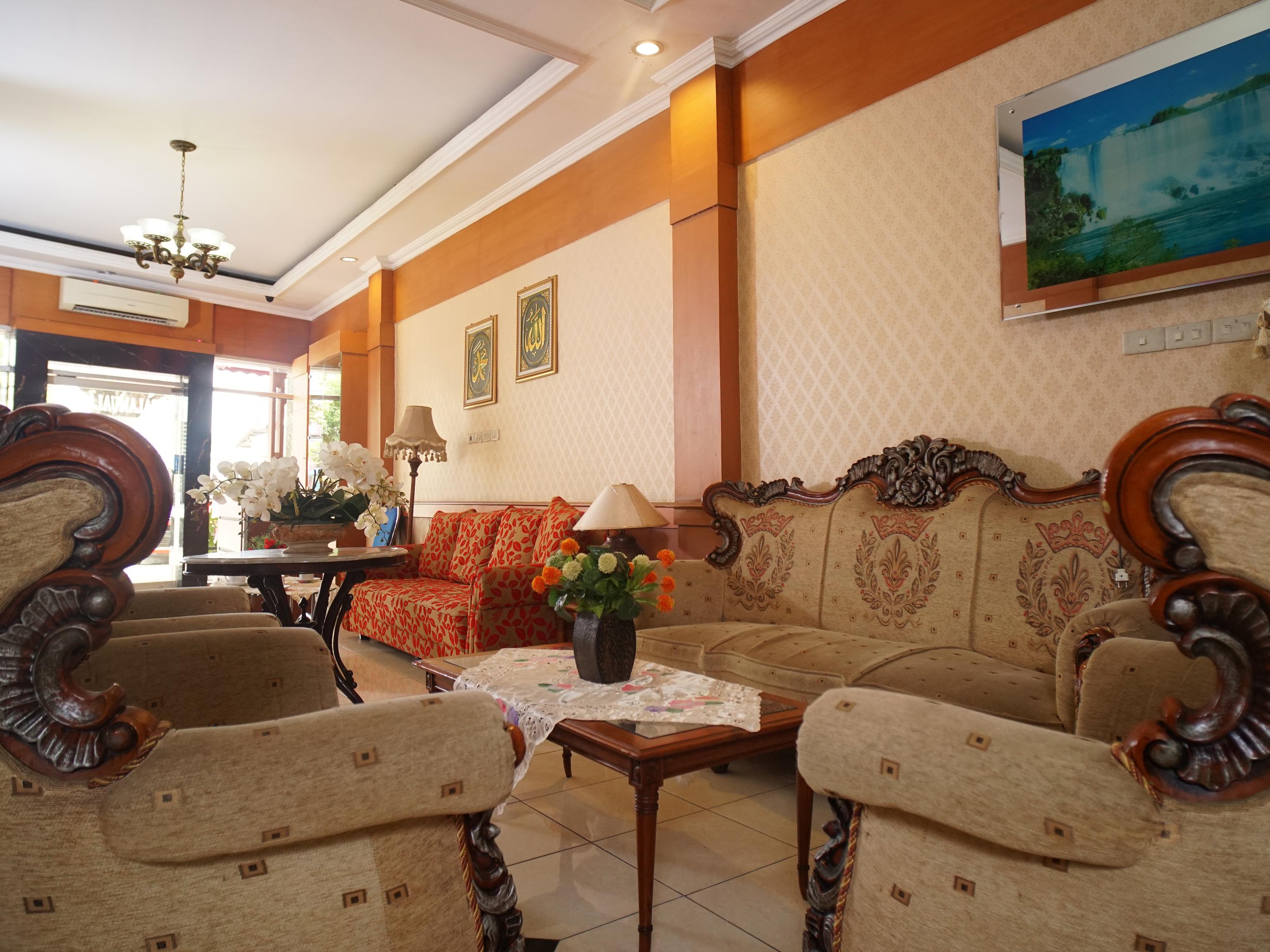 Capital O 142 Hotel Al Furqon Syariah Palembang Kültér fotó