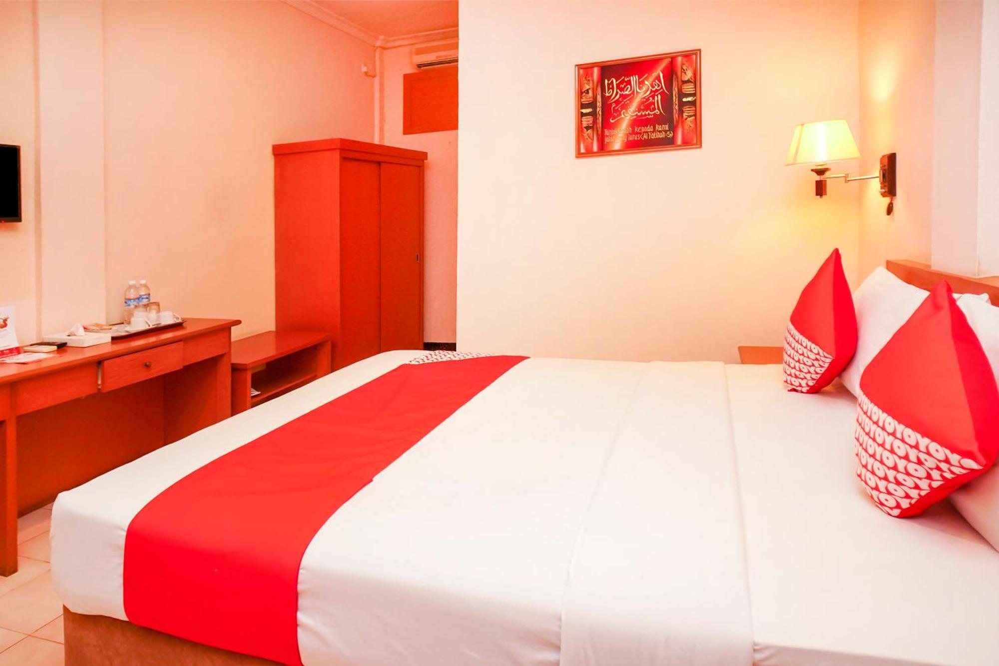 Capital O 142 Hotel Al Furqon Syariah Palembang Kültér fotó