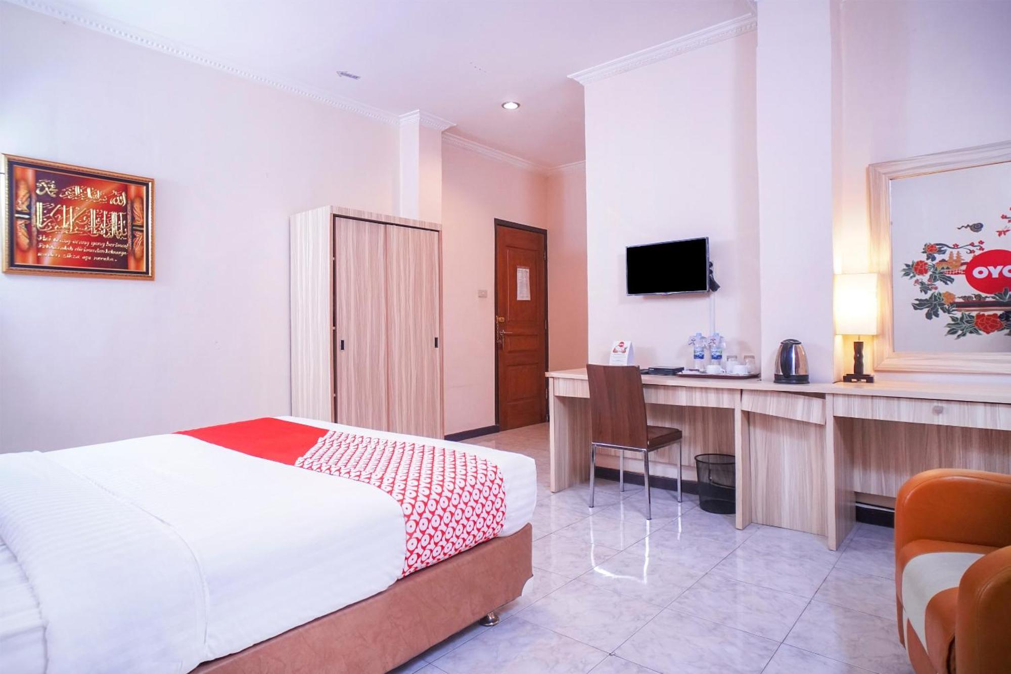 Capital O 142 Hotel Al Furqon Syariah Palembang Kültér fotó