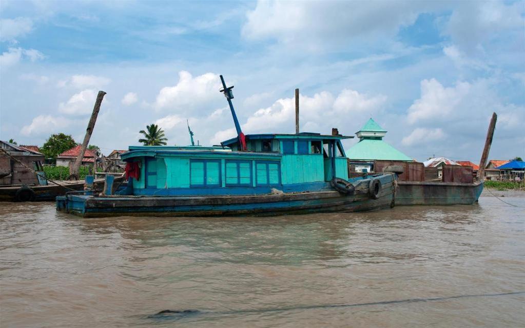 Capital O 142 Hotel Al Furqon Syariah Palembang Kültér fotó