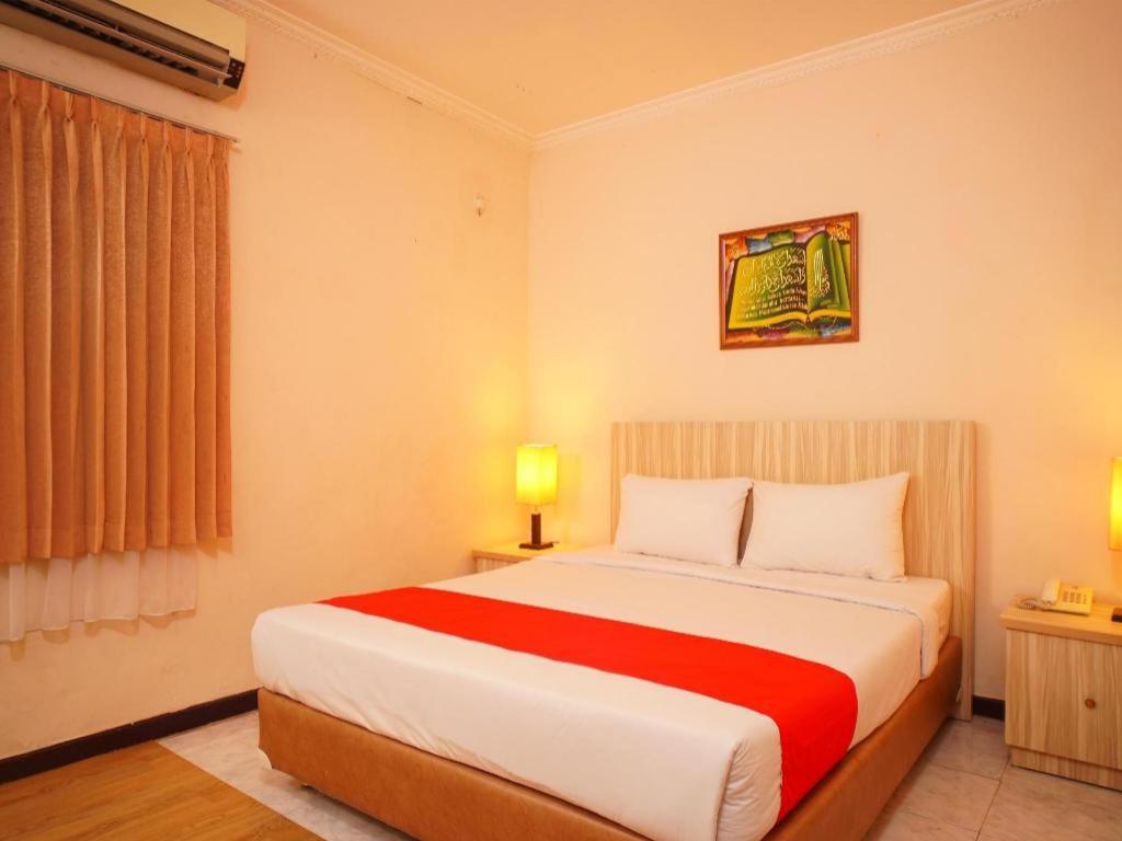 Capital O 142 Hotel Al Furqon Syariah Palembang Kültér fotó